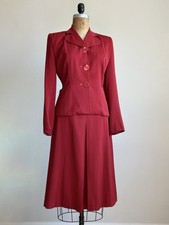 1940s Vintage Red Suit Button As Is M