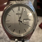SEIKO MEN'S QUARTZ VINTAGE 7N43-9048 SILVER WATCH