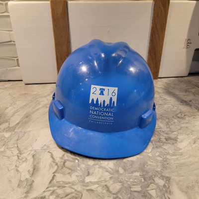 MSA Medium V-Gard Hard Hat Fas-Trac III Suspension - 477479 - Yellow Good Cond.