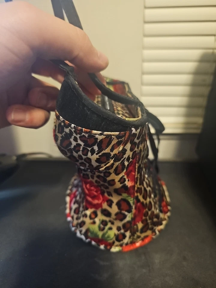 Burlesque Corset Bustier Purse Women's Bodice Sexy Handbag Cheetah Rose Print - Image 3 of 4