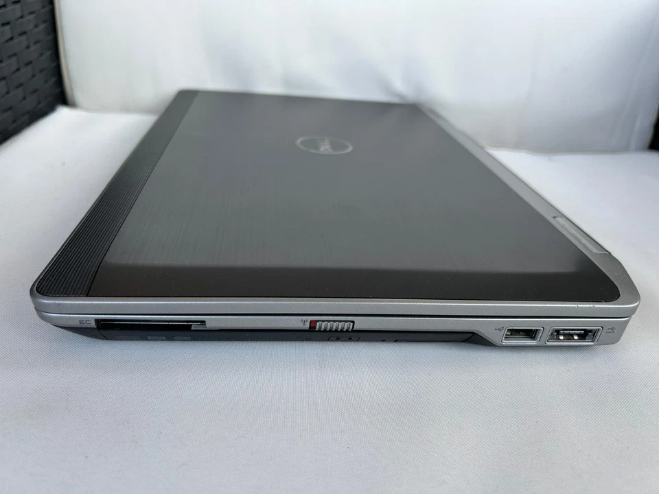 Dell Latitude E6320 13" computer portatile Intel Core i5 4Gb RAM 250GB HDD WinXP - Immagine 4 di 4