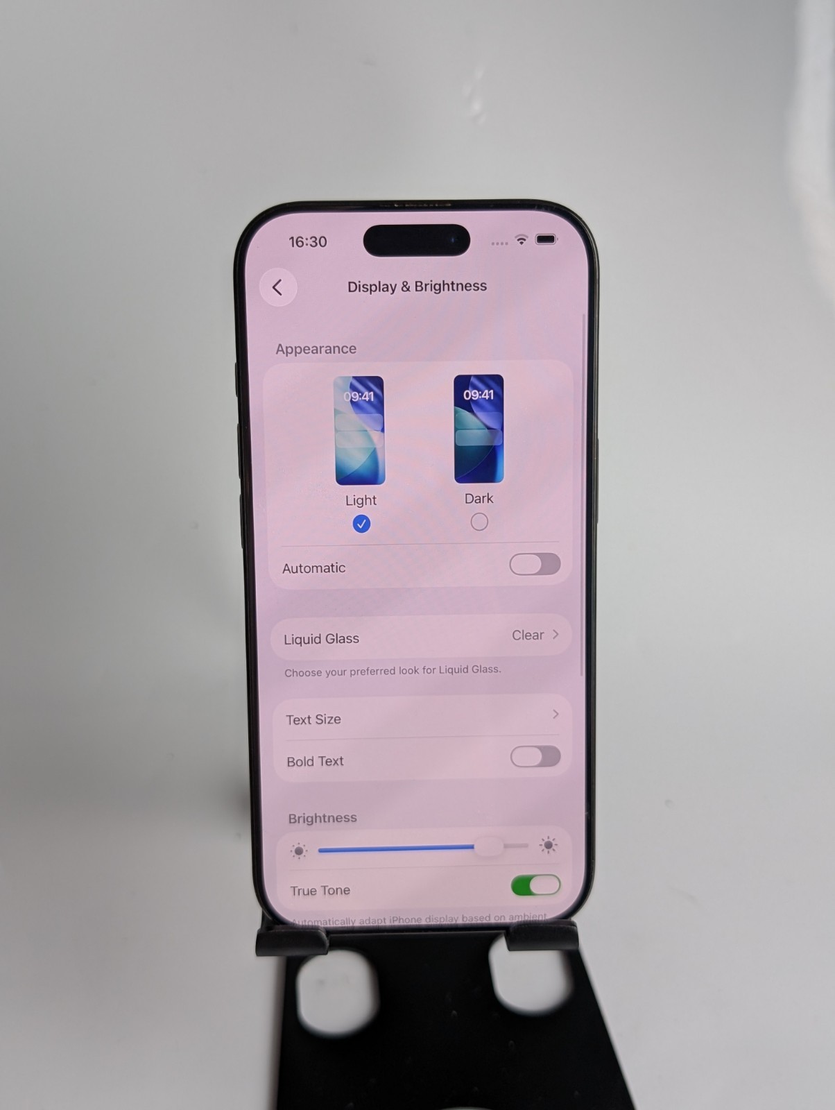 Apple iPhone 16 Pro - 256 GB - Black Titanium (Unlocked)