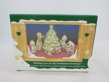 Vintage Precious Moments Figurine “Wishing You An Old Fashioned Christmas” 6 Set