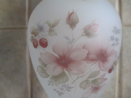 VASO CON PIEDINI IN VETRO VICHINGO ALTO 10", BIANCO SATINATO "BRISTOL STYLE" HP STAMPA FLOREALE - Foto 2 di 12