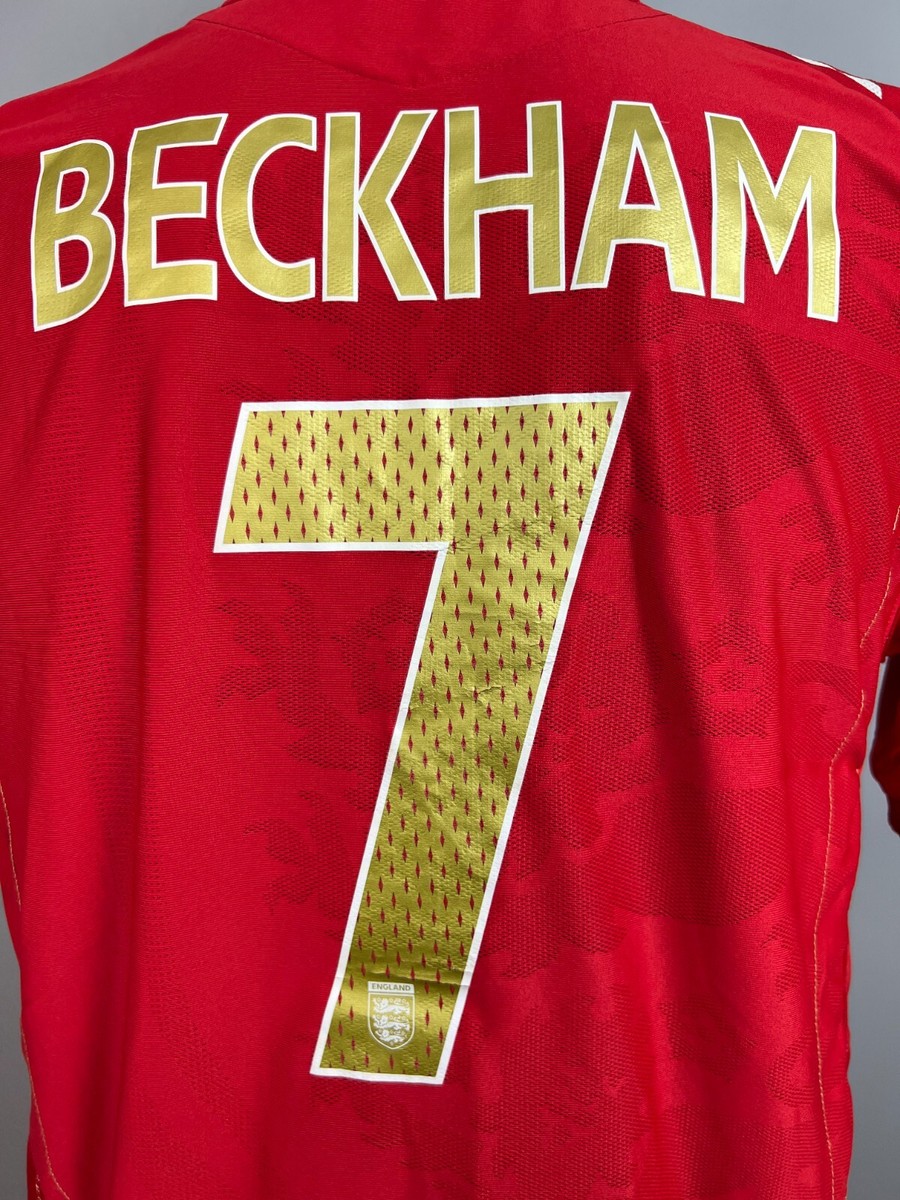 2006イングランドAWAYベッカムモデル。 未使用 ENGLAND 2006 2008 BECKHAM AWAY SHIRT FOOTBALL SOCCER JERSEY