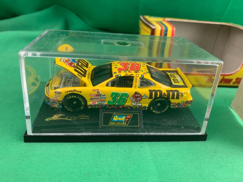 Revell 1:64 scale Die-Cast #36 M&Ms Ernie Irvan 1998 Pontiac Grand Prix - Image 2 of 4