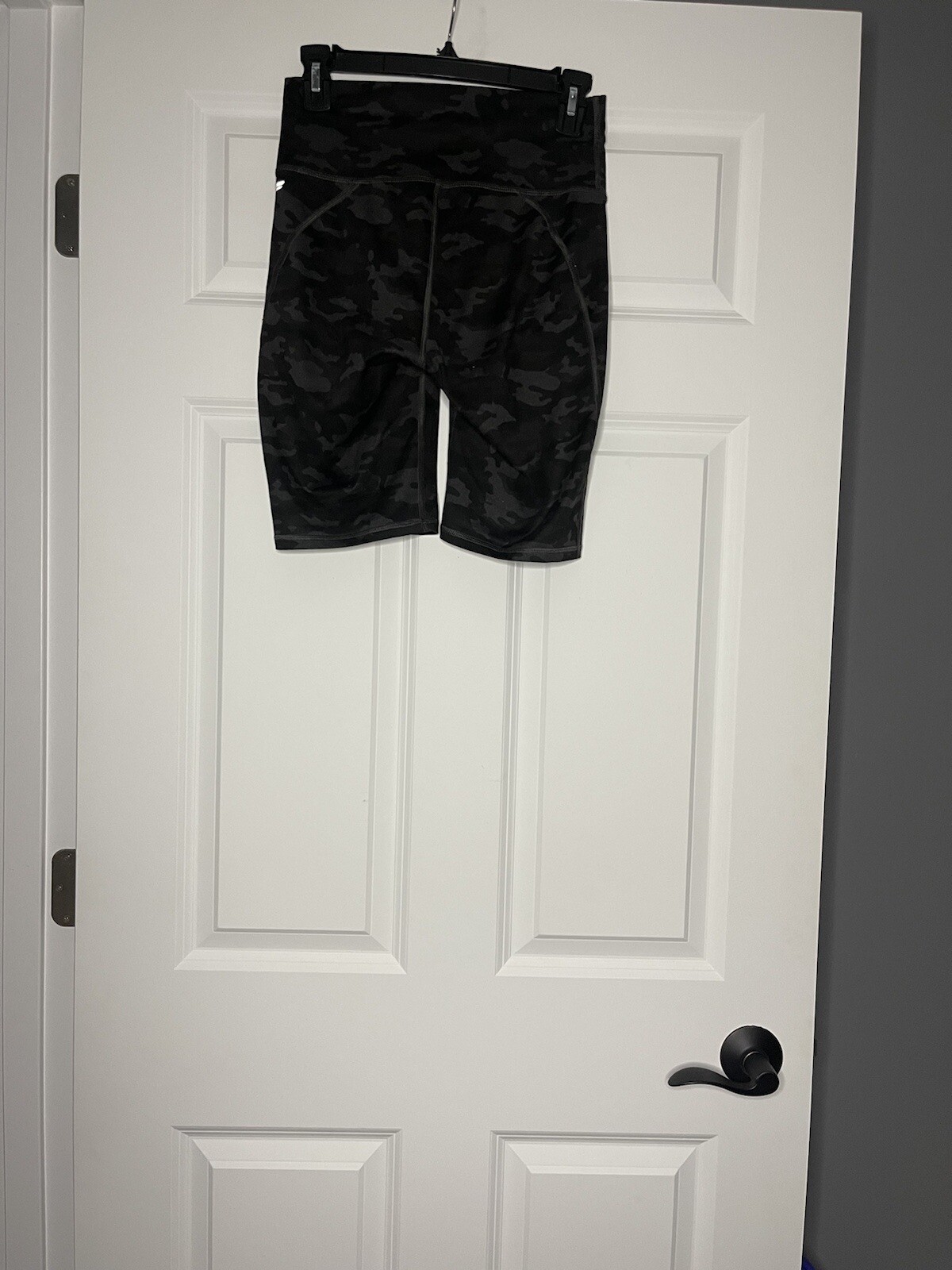 Fabletics Activewear compression Biker shorts sma… - image 2