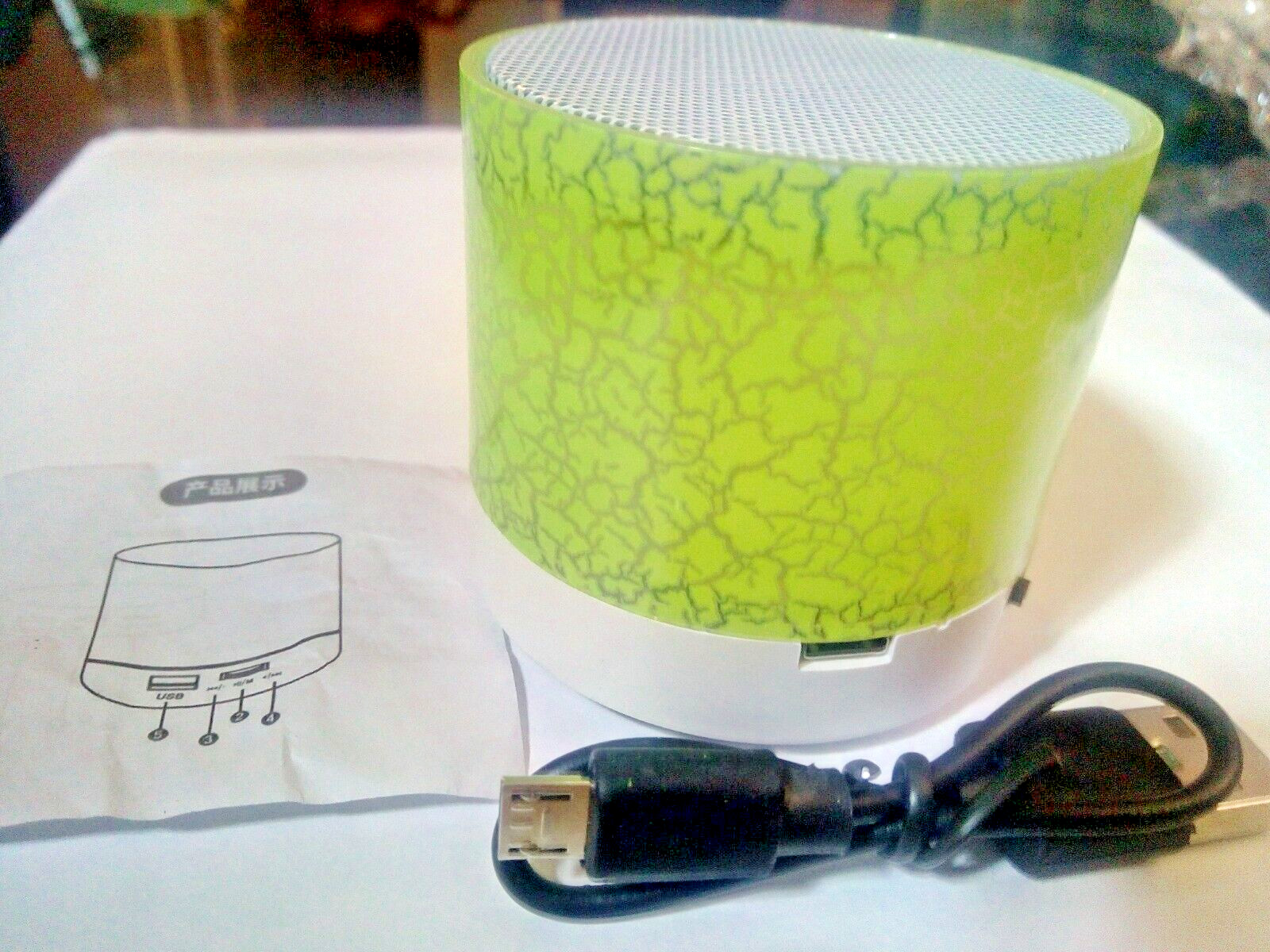 Haut-parleur BT liminaux vert pour musique de salon et chambre avec éclairage LED coloré