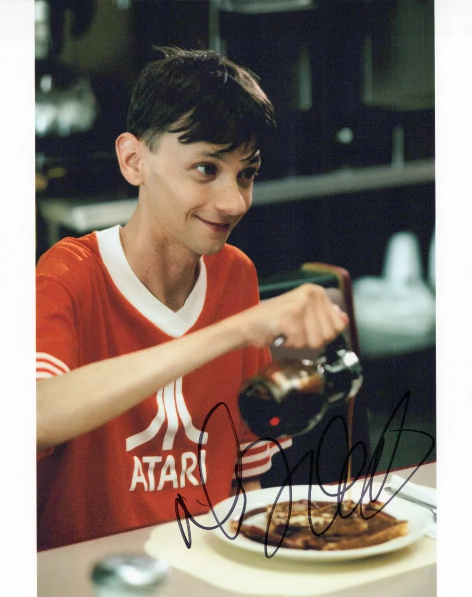 DJ Qualls Road Trip autographed photo signed 8x10 #6 Kyle | eBay