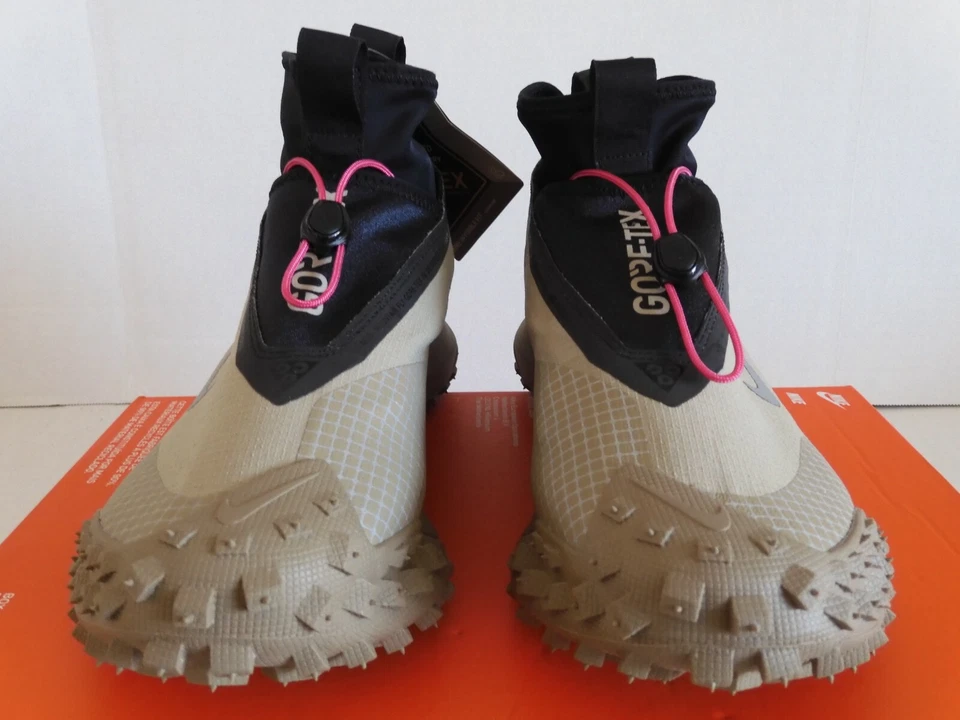 NIKE ACG MOUNTAIN FLY GORE-TEX KHAKI-SILVER SZ 4 MENS-WOMENS SZ 5.5 [CT2904-200] - Image 3 of 4