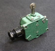 STÖCKEL Positionsschalter Bernstein Endschalter GWU1R 500VAC 6A Stahlgehäuse