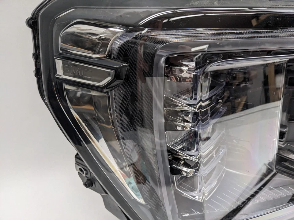 Faro derecho pasajero GMC Yukon LED 2021 - 2023 BQ4 Foto 4 de 4