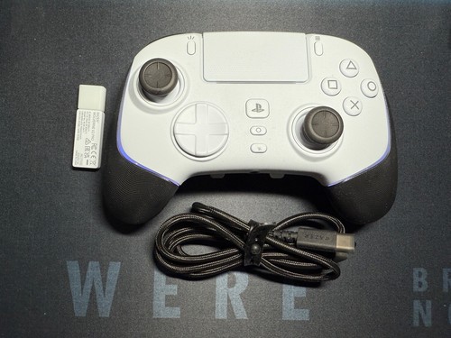 Razer Wolverine V2 Pro Wireless Gaming Controller for PS5 - Open Box