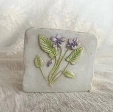 HEN-FEATHERS Violets Flower Floral  Bud Vase  Made in USA