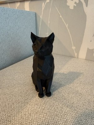 Sitzende elegante Katze - 3D-Druck - schwarz