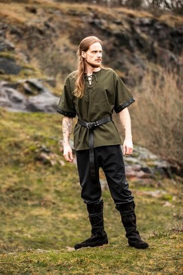 Mittelalter kurzarm Hemd mit Lederapplikationen - Hagen  Leonardo Carbone