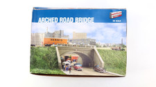 Walthers Cornerstone HO Scale Arched Road Bridge Street System Kit 933 3196