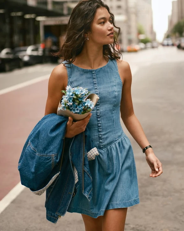 prom dresses shein Modely Off Shoulder Fuzzy Trim Split Thigh Chiffon Dress | Dress Hyacinth House Navy with Color:Frosted Beige Multi Active 20260413