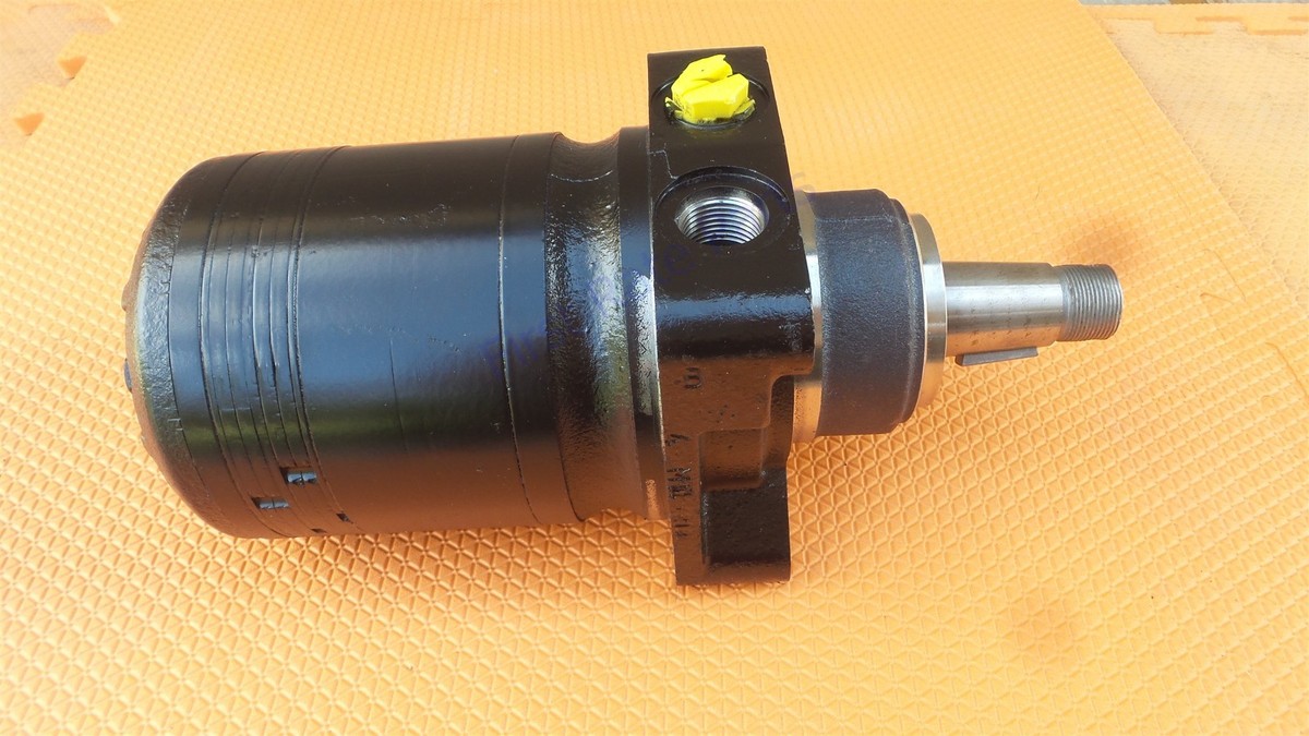 Toro 99-3052 Hydraulic Wheel Motor Dingo Wheeled Compact Utility