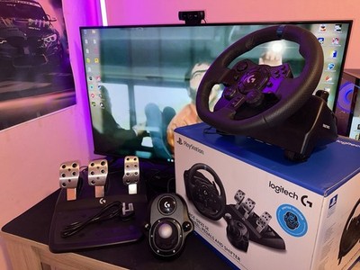 Logitech G923 TRUEFORCE Lenkrad + Pedale + Shifter   Wie Neu   Für PS - PC 