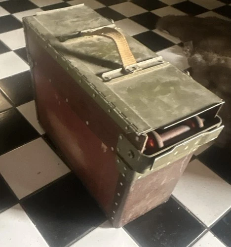 Vintage Military WW2 B-24 or B-17 bomber ammo case