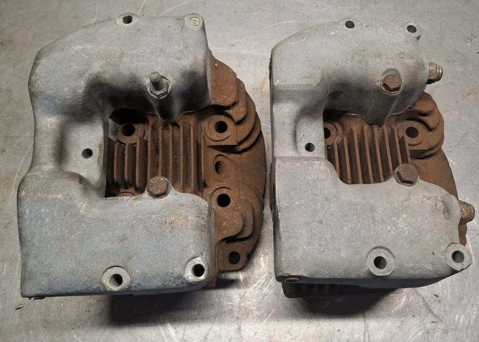 1957-71 Harley Ironhead 900 Sportster XL XLH XLCH CYLINDER HEADS /ROCKER BOX SET Foto 2 de 4