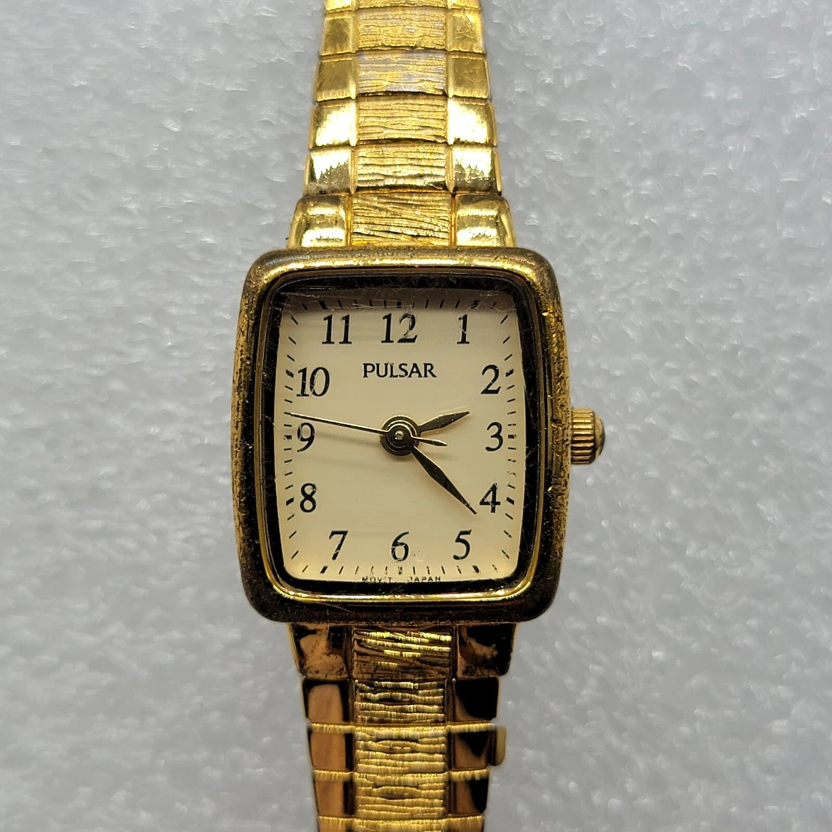Classic Gold Pulsar Rhinestone Womens Rectangular Modern Style Estate Watch Sold out ❌ Elegant vintage ladies main image 4