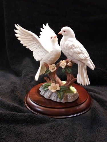 Lenox Peaceful Devotion Bird Pairs - Picture 4 of 12