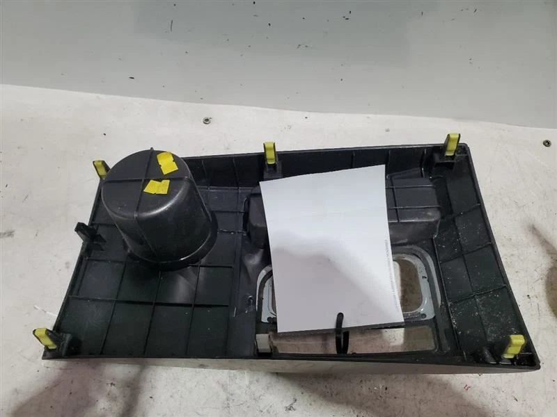 2011-2016, Toyota Tacoma, Moldura de Chão de Mudança, Número da Peça: 55432-04073-B0 - Imagem 3 de 4