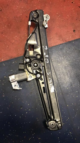 BMW E60 Heckscheibenmechanik Fahrerseite komplett 6922320/7034388/7075674