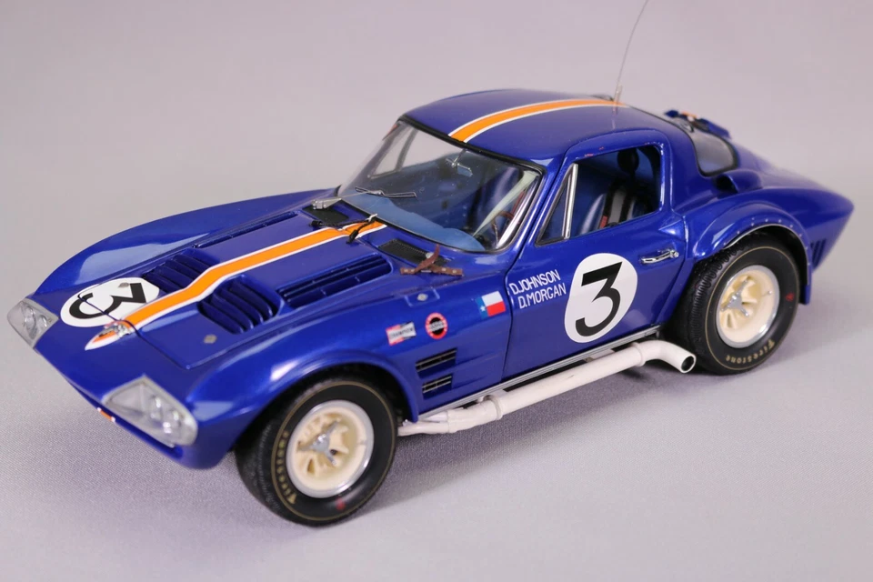 LA073 EXOTO RLG18025 Voiture 1/18 Chevrolet corvette grand sport #3 Sebring 1964 - Photo 2/4