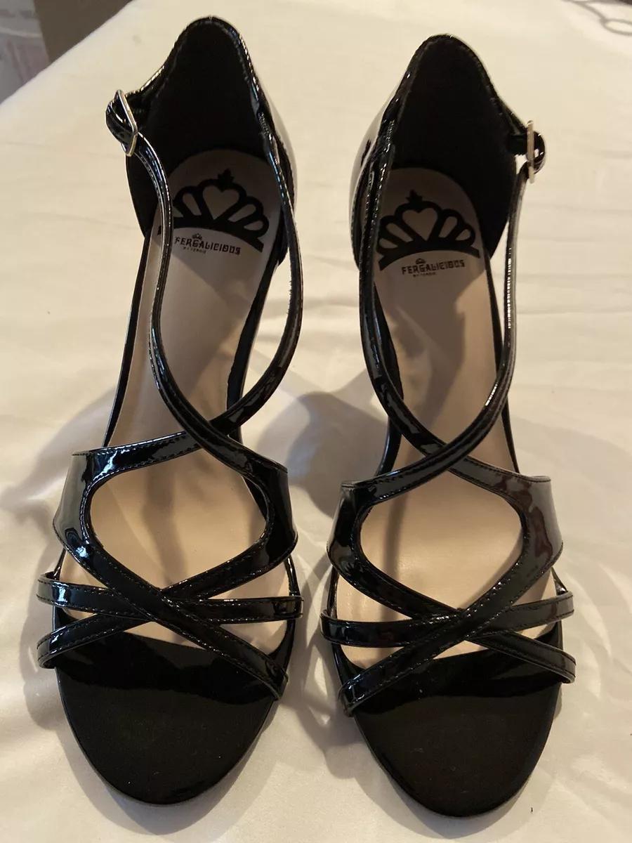Fergalicious sales black pumps