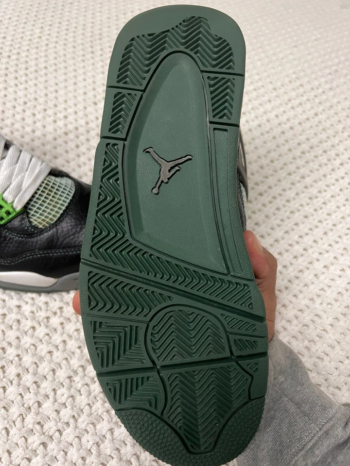 Air Jordan 4 Retro Oregon Ducks PE Player Exclusive sample OG Size 9 - Image 4 of 4