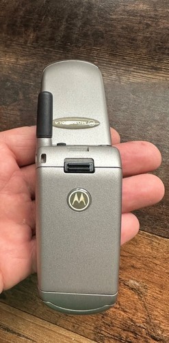 Téléphone portable vintage Motorola V50 - NON TESTÉ pas de batterie ! Bon état - Photo 9 sur 14