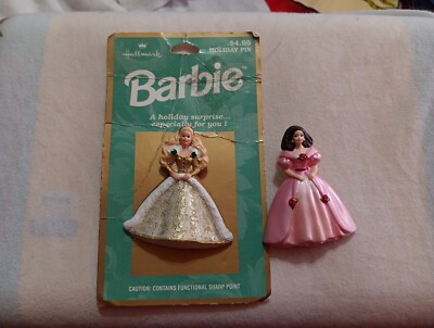 HALLMARK 1996 CHRISTMAS PIN Holiday BARBIE Pins Pink White Dress LAPEL Mattel