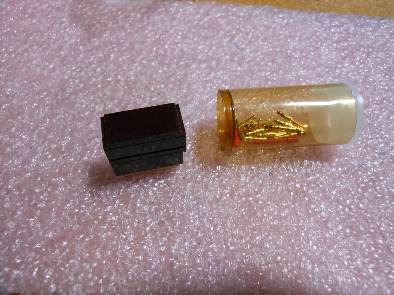 AMPHENOL PCD TERMINAL BLOCK W/CONTACTS 10POS M81714/1BB2 NSN 594001