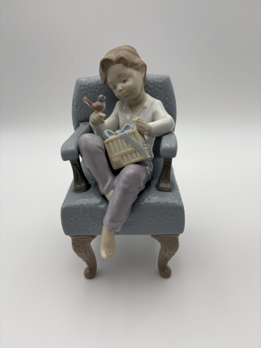Vintage Lladro 6510 “An Unexpected Gift” 7.5” RARE With Box