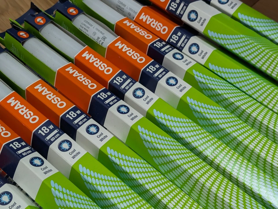 1x Osram T8 60cm Fluorescent Tube 18W 840 Cool White - Image 4 of 4