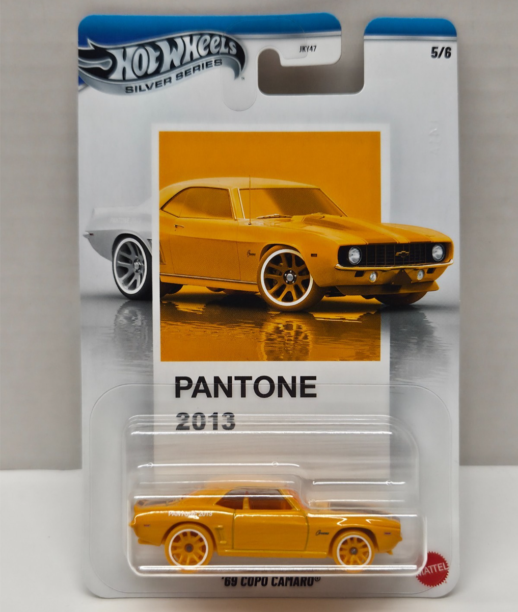 レア　ブルボンポワントゥ　2019年 69 COPO CAMARO - Pantone 2013 - Mattel 2025 Hot Wheels Silver