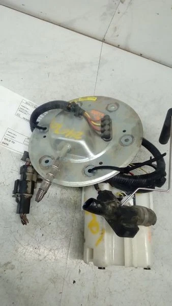 Conjunto de bomba de combustible Ford Mustang 1998-2000 6 cilindros, bajas emisiones, ID F8ZU-AF Foto 3 de 4