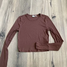 Aritzia Sunday Best Bliss Cropped Longsleeve Ribbed Top Size Medium Brown Modal