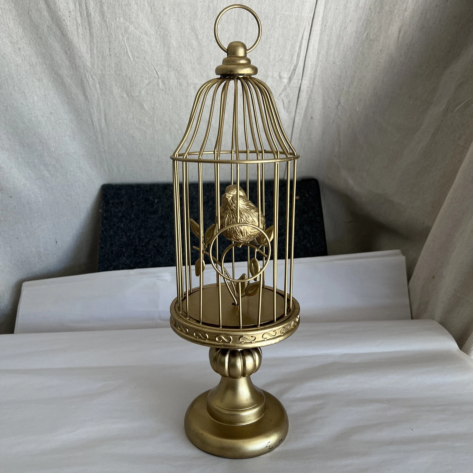 Bronze Copper Metal Decorative Bird Cage with Bird Canary Finch