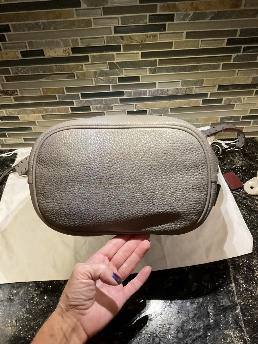 バッグ Atlast&co/Butcher products Bag Togs Wholesale Side Pockets Vegan Leather Tote Bag - ACACIA