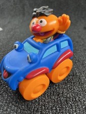 Hasbro Sesame Street Workshop Ernie Rolling Push Car Kids Toy Vehicle 2011