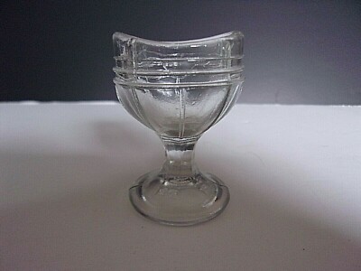 Vtg Clear Pedestal Eye Wash Cup marked with ''A'' inside a circle, 6-46- USA (#7)