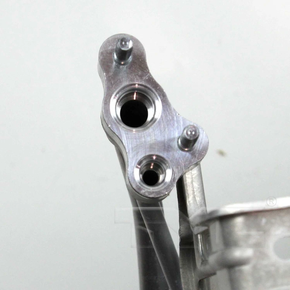 Condensador de aire acondicionado para Hyundai Santa Fe 2001-2006 2003 2005 2004 2002 TYC 3030 Foto 3 de 3