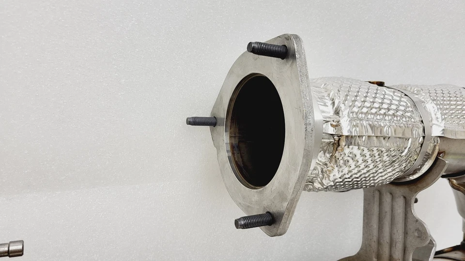 Convertidor catalítico lado derecho ford f650 f750 2024-2025 pc4z-5f250-c Foto 3 de 4