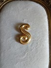 vintage Gold Tone Letter S Initial Brooch Pin Metal Monogram Alphabet  — photo 1