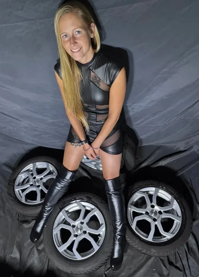 Dezen TS Line 15 Zoll Winterräder ca. 4mm für Smart 453 Renault Twingo - Bild 2 von 4