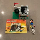 LEGO Castle: Skeleton Surprise (6036) 99% Missing 1 Piece Vintage Lion Knights
